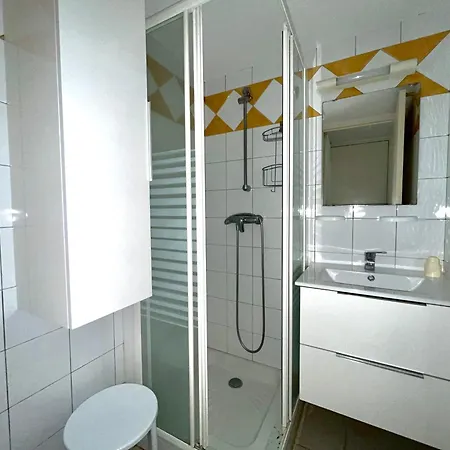 Maison R+1 Avec Jardin - Proche - Fr-1-309-524 *